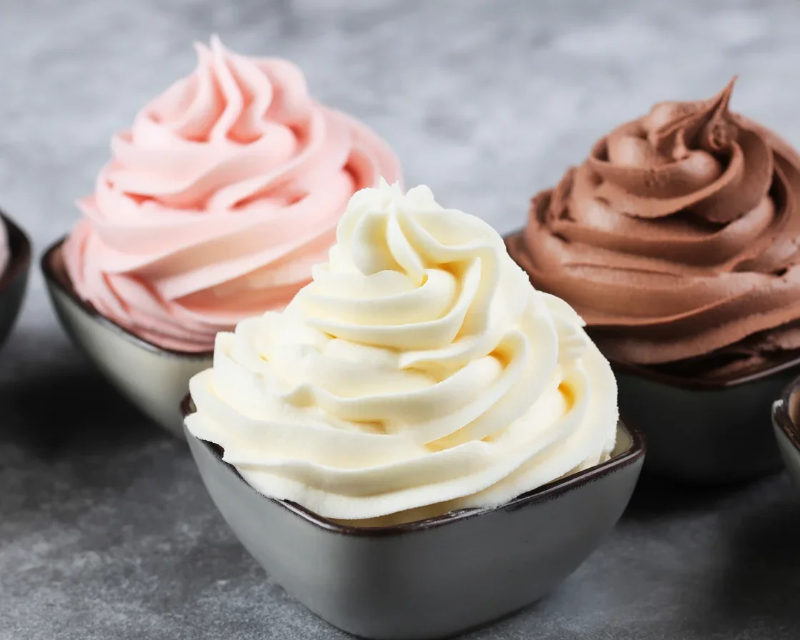 Delicious Softeis made with Thermomix, featuring vanilla, raspberry, and strawberry flavors.